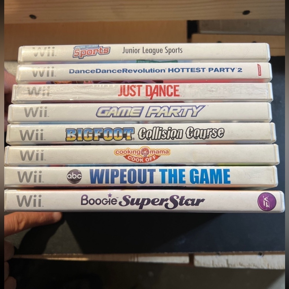 Wii games bundle lot of 8